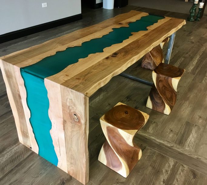 wooden-resin-table